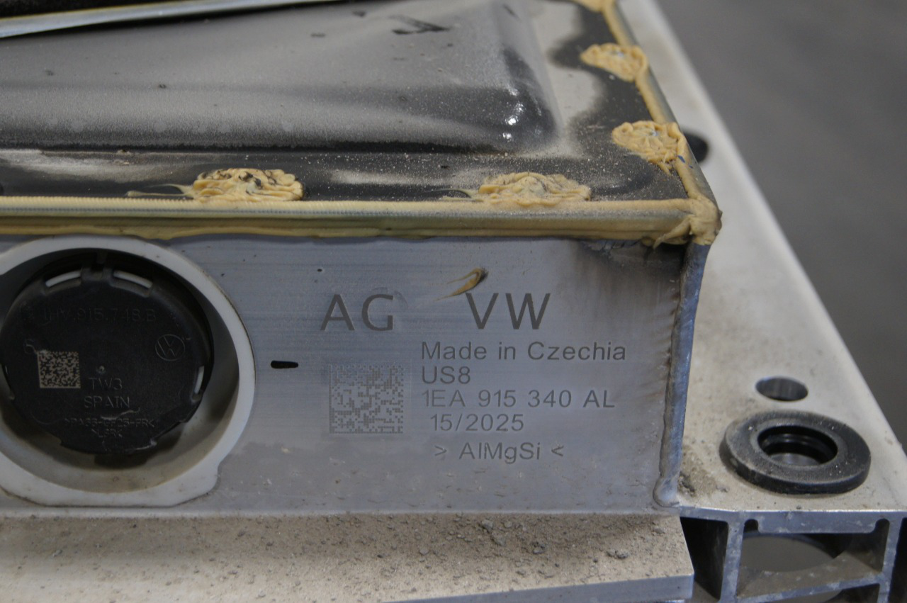Volkswagen ID. Buzz battery pack photo 3