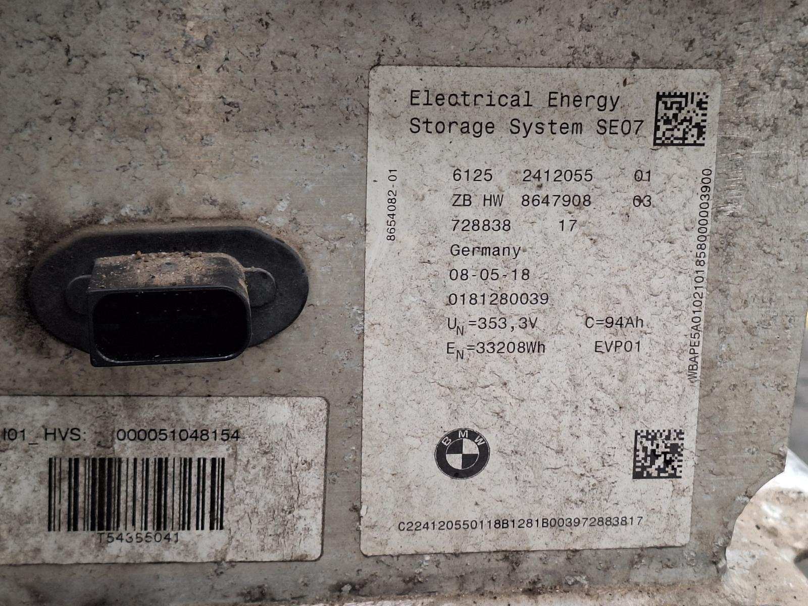 BMW i3 battery pack photo 2