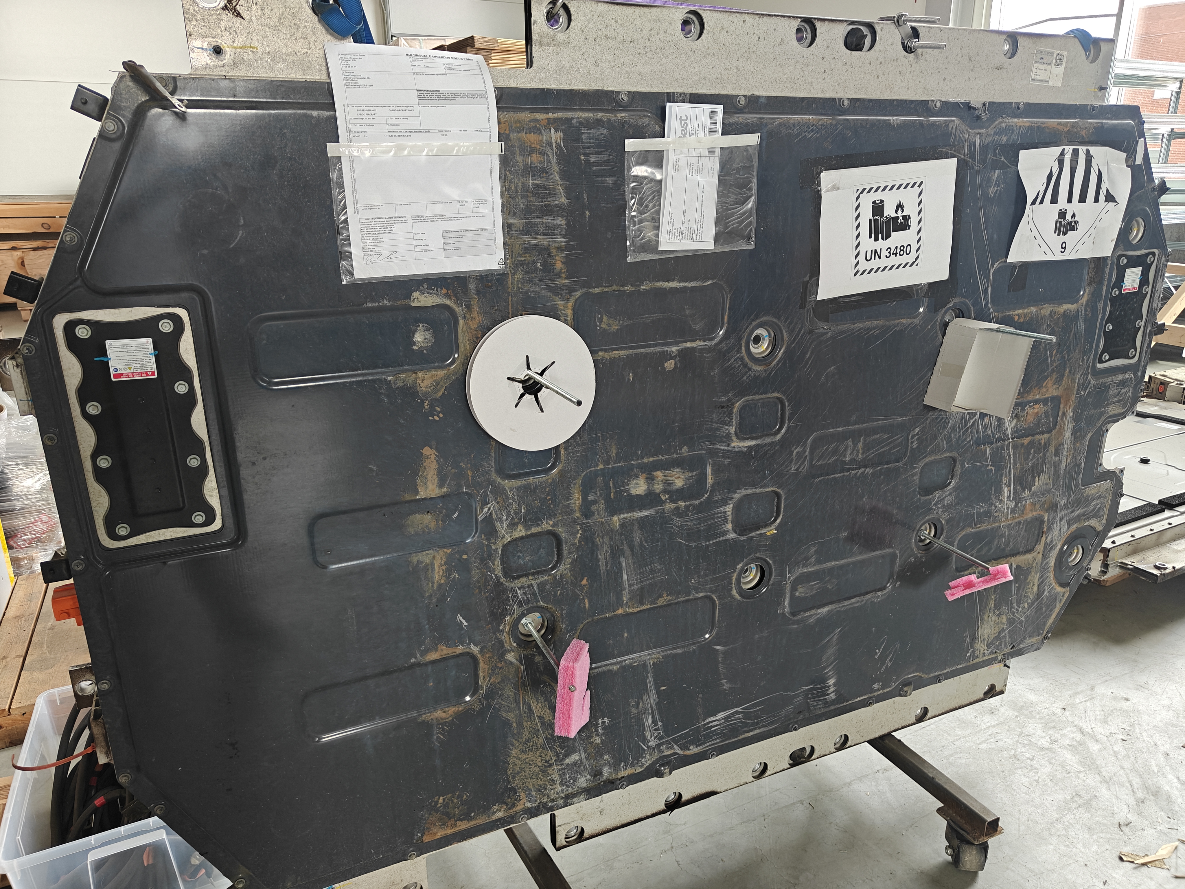 Hyundai Ioniq 6 battery pack photo 1