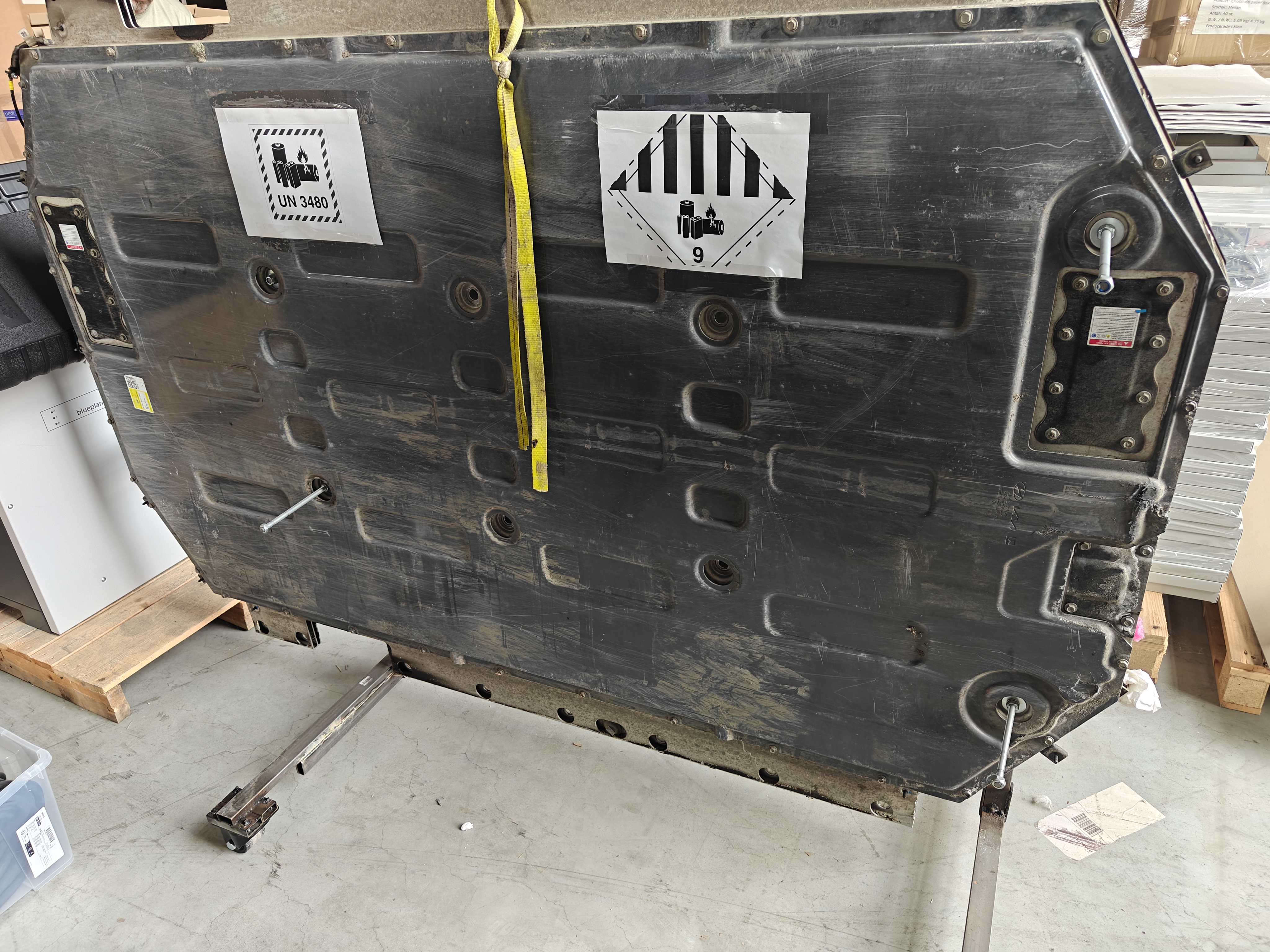 Kia EV6 battery pack photo 3