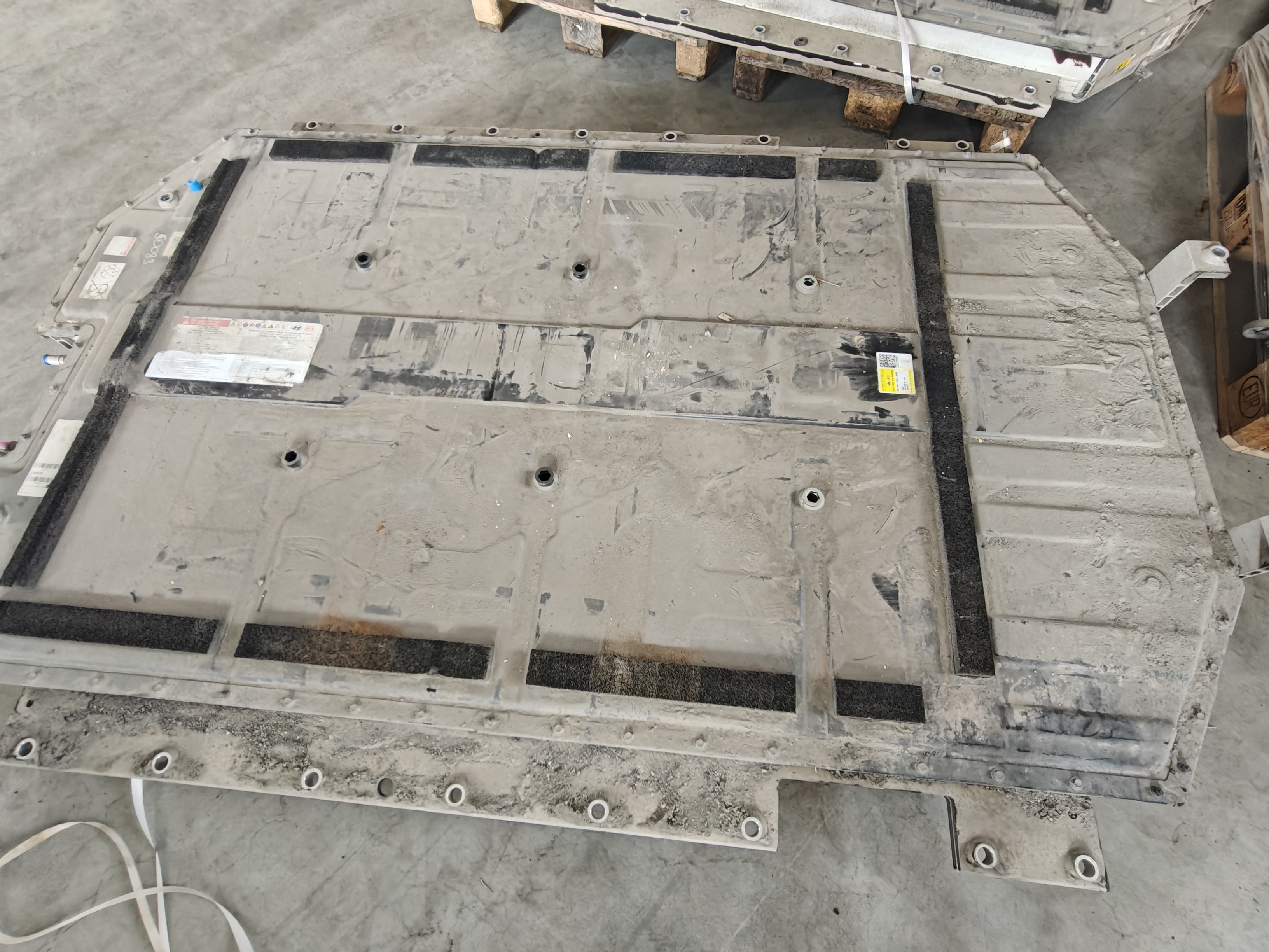 Kia EV6 battery pack photo 1