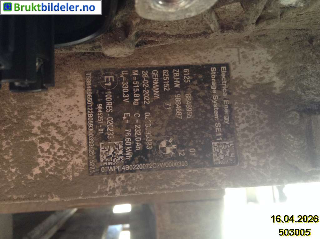 BMW iX battery pack photo 3