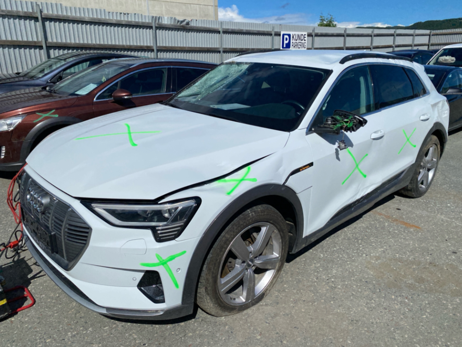 Audi E-TRON battery pack photo 3