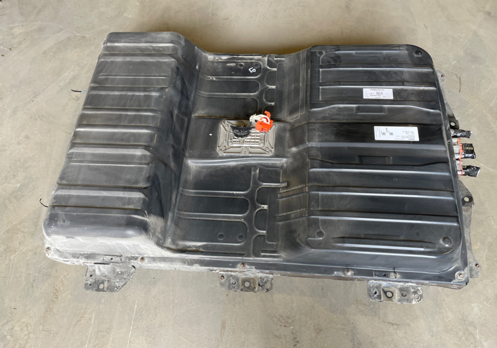 Nissan Leaf battery pack photo 3