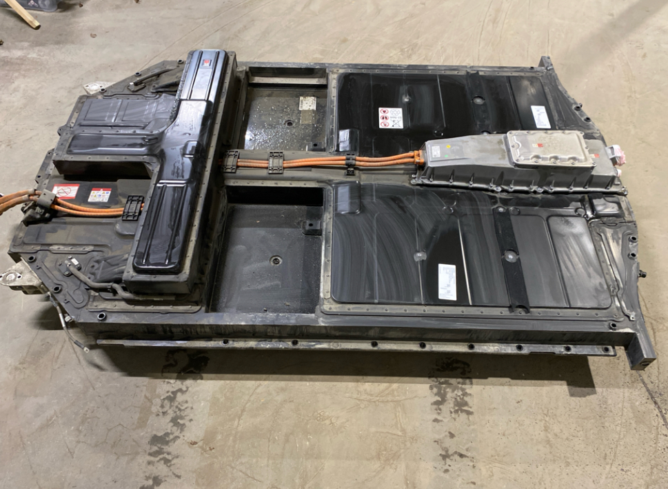 Porsche Taycan battery pack photo 1
