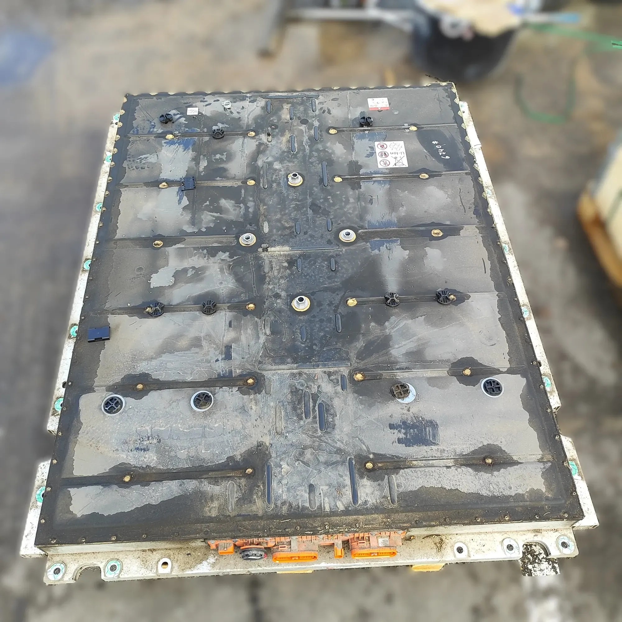Volkswagen ID.3 battery pack photo 2