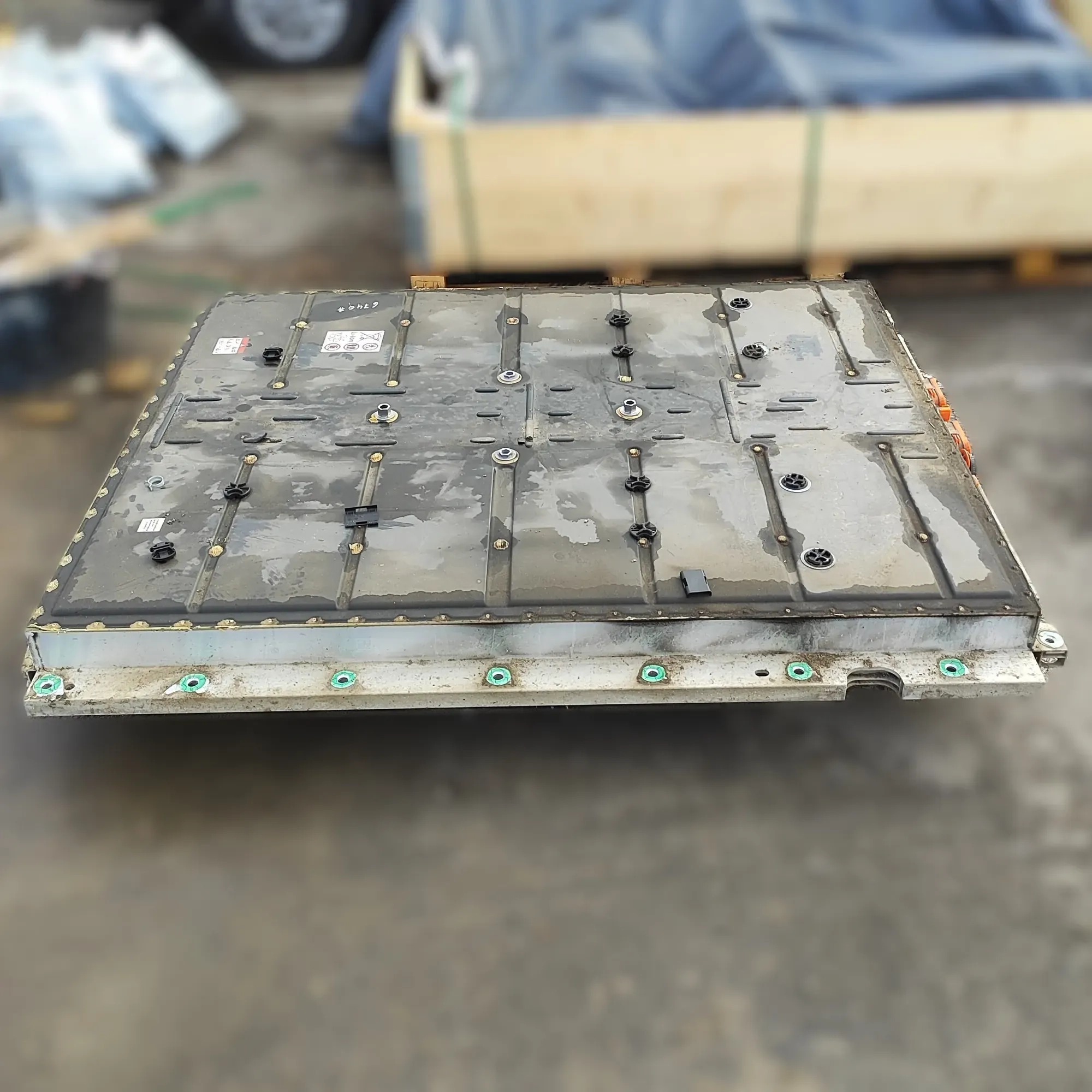 Volkswagen ID.3 battery pack photo 3